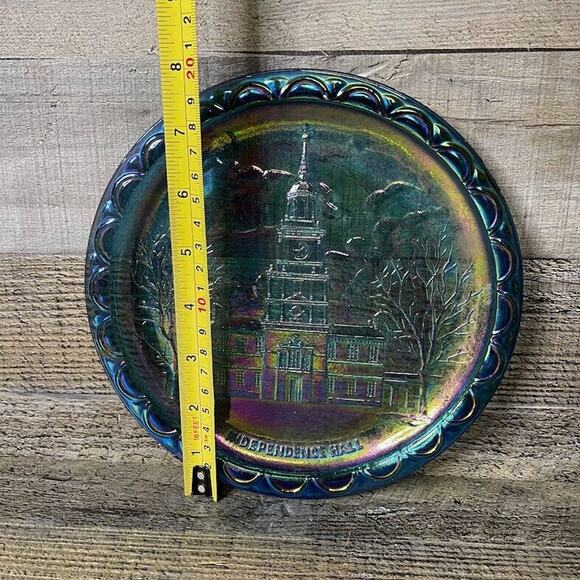 Vintage Indiana Glass Co Glass Plate Iridescent Carnival Independence Hall Blue - Picture 2 of 10